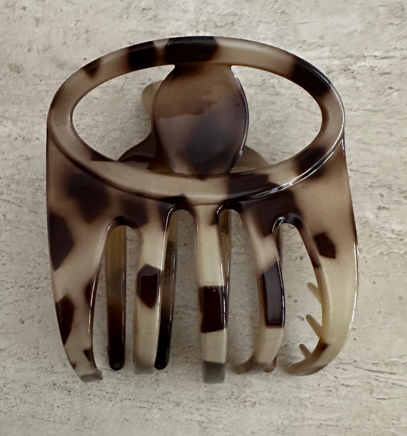 French Atelier Yoga Hair Claw | 4sisters1closet