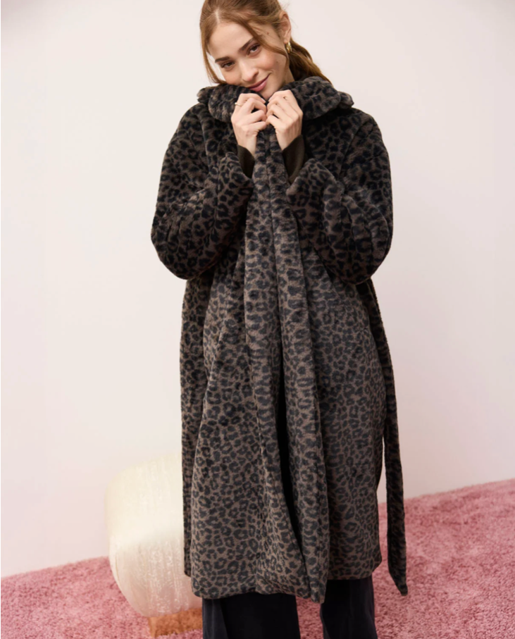 Splendid Lucia Long Fur Coat in Leopard | 4sisters1closet