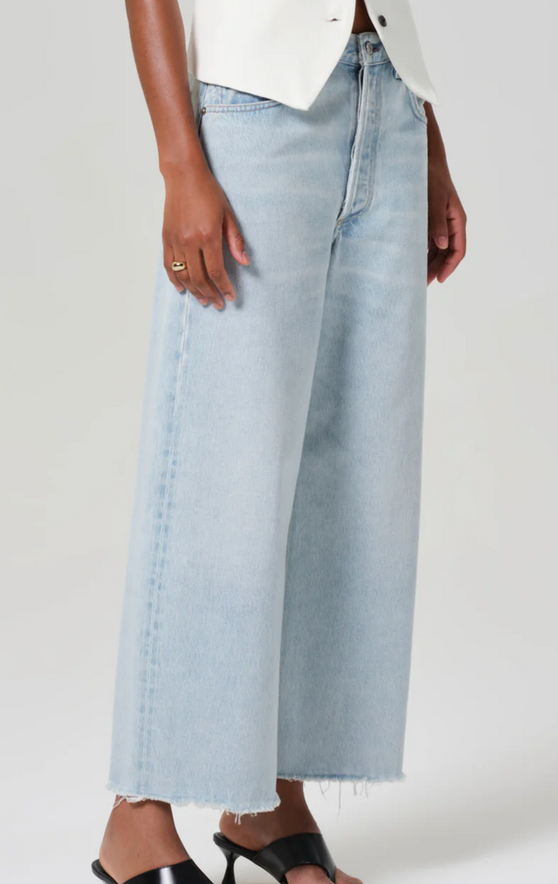 Citizens of Humanity Ayla Raw Hem Crop in Sailor