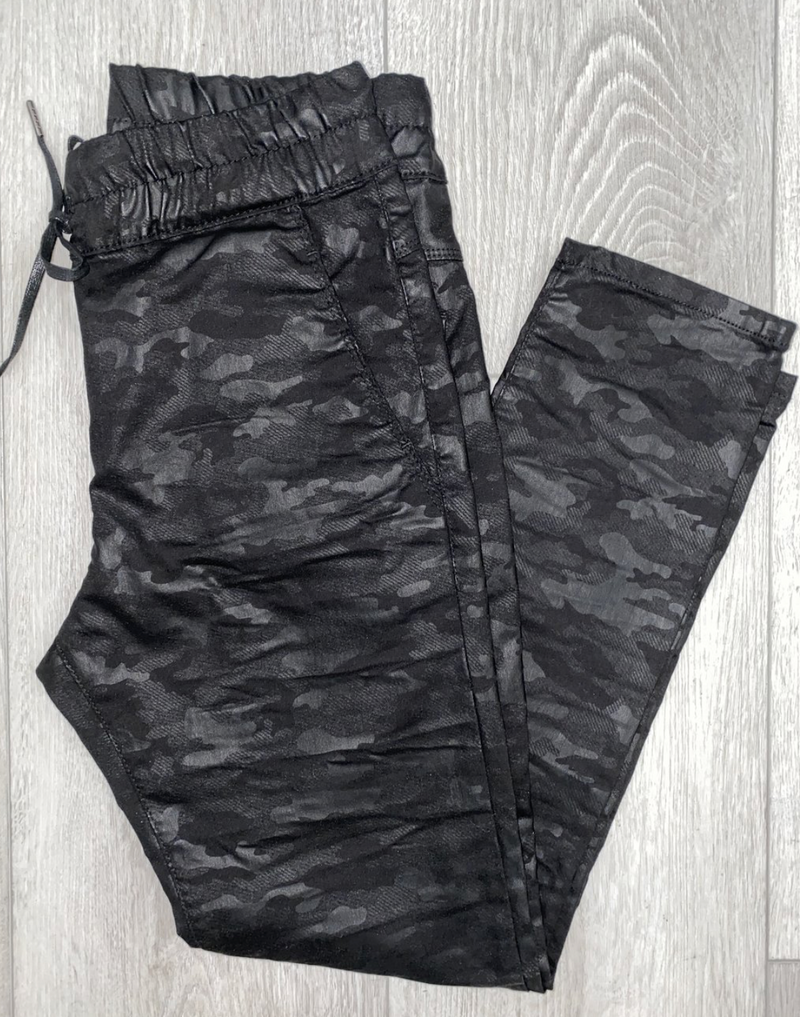 Flog Shely Black Camouflage Joggers | 4sisters1closet – 4Sisters1Closet